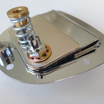 Jazzmaster Jaguar guitar vintage style tremolo chrome with Tremolo pin lock image 3