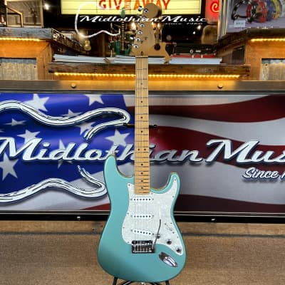 Cuomocaster Weezer Warmoth Stratocaster Official Fender