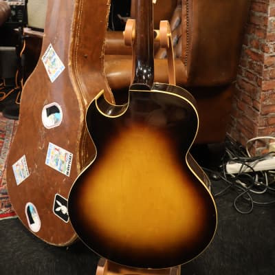 Gibson 1956 ES-175 Sunburst OHSC image 4