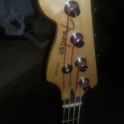 Fender Player Jazz Bass Left Handed Gaucher Capri Orange image 3
