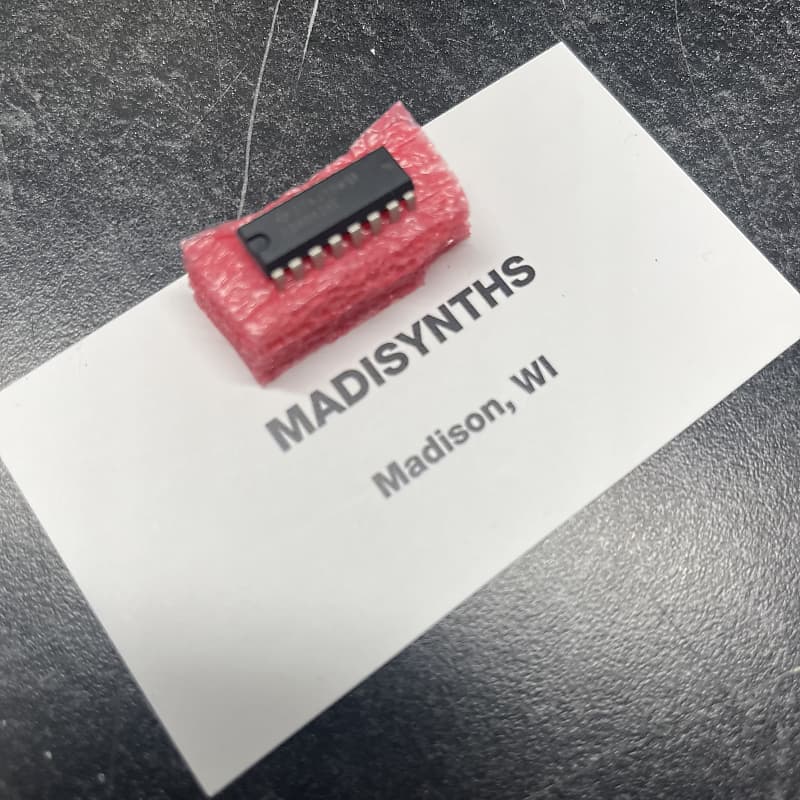 NEW Texas Instruments CD4042BE, Through Hole Latches, Quad Reverb