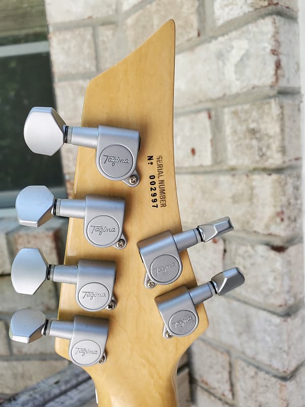 ギター TAGIMA K2 Kiko Loureiro Signature Tagima K2 Kiko Loureiro Signature - Black | Reverb