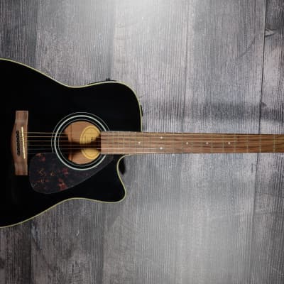 Yamaha FX335C Acoustic Electric With No Case Reverb