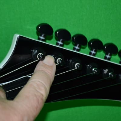 Epiphone Custom Shop Limited Edition 1984 Explorer EX EMG 81 85