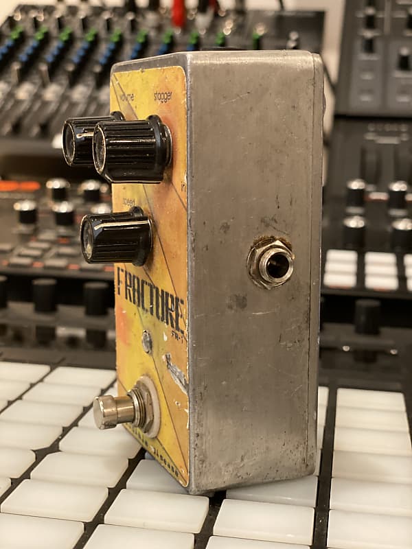 Audible disease FRACTURE FR-1 トレモロ Audible Disease Fracture FR-1 | Reverb