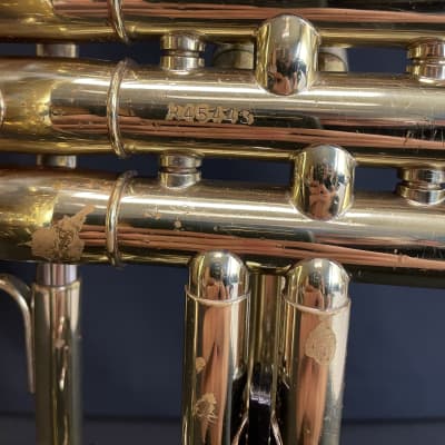 Getzen Used Student Trumpet 300 Series image 6