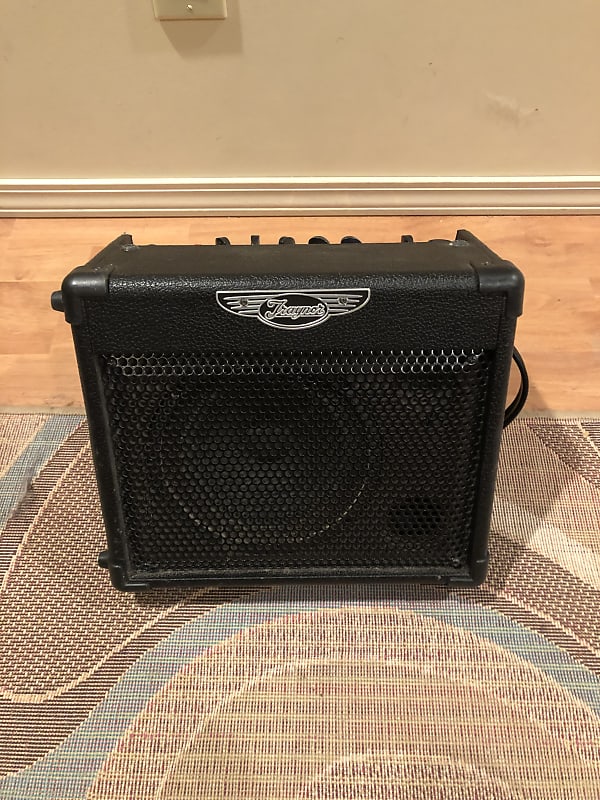 Traynor ギターアンプTVM 10 バッテリー式 Traynor TVM10 Battery Powered 10-Watt 1x6