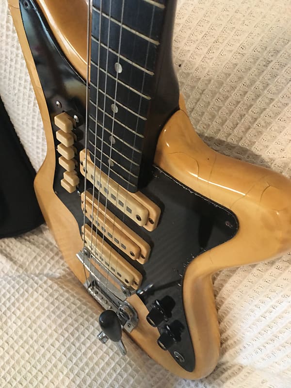 1965-66 Pleasant SEL-220 – Tym Guitars Online