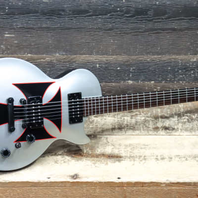 Epiphone Les Paul Baritone Iron Cross 27.75