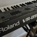 Roland VR-09 V-Combo
