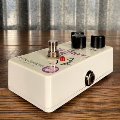 Electro-Harmonix EHX J Mascis Ram's Head Big Muff Pi Fuzz Sustainer Guitar Effect Pedal image 3