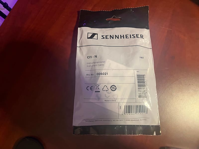 Sennheiser CI1 instrument Cable Reverb