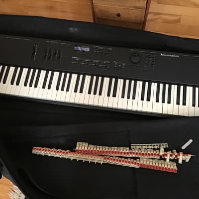 Kurzweil PC88 MX Performance Controller Keyboard FOR PARTS OR REPAIR/REASSEMBLY.