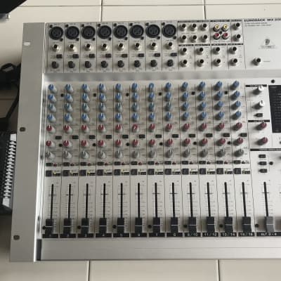 Behringer EURORACK MX1804 X ミキサー アダプター付き Behringer MX1804X Eurorack Mixer with Power Supply