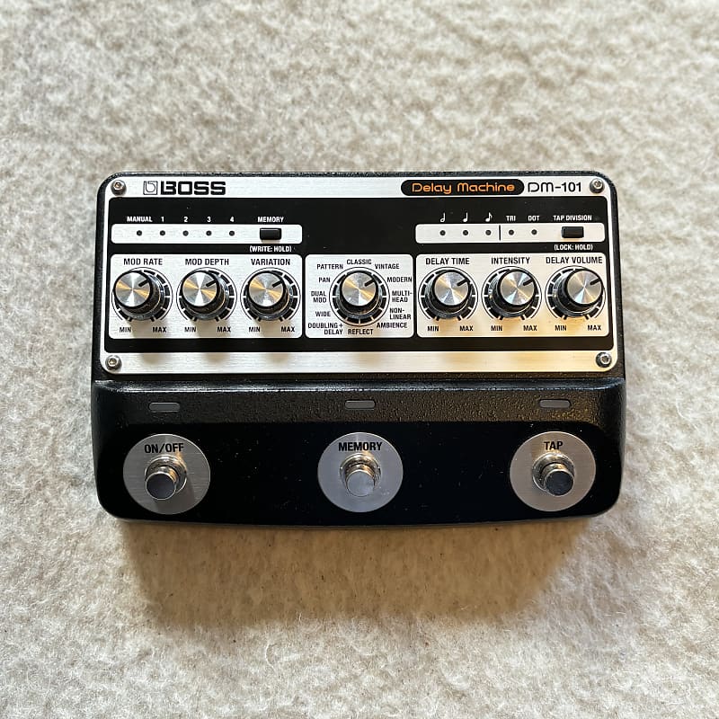 Boss DM-101 Delay Machine