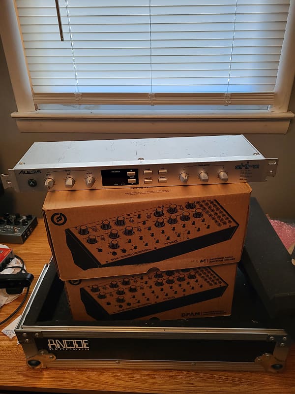 Alesis Akira SUPER RARE Reverb