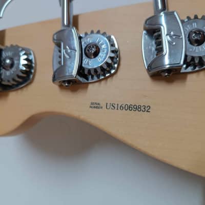 Fender American Elite Precision Bass with Rosewood Fretboard 2016 - 2019 - 3-Color Sunburst image 13