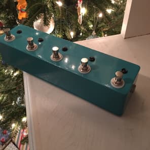 Custom 4 Channel Bypass Switch W/ Master Mute and Tuner Out Blue image 1