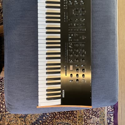 Korg Prologue 16 Polyphonic 61-Key 16-Voice Analog Synthesizer