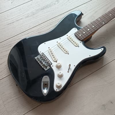 Sunn Fender Mustang Stratocaster 1980s -Black image 8
