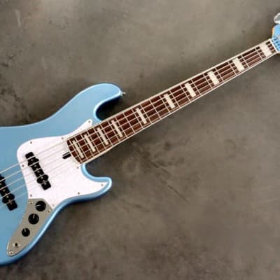 Lakland Darryl Jones Skyline 2023 - Lake Placid Blue image 2