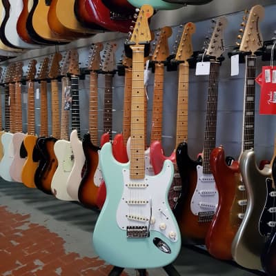 Fender   Classic 50 Stratocaster Mex Surf Green image 2