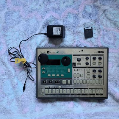 Korg ES-1 Sampler with power supply and factory data on 16mb SmartMedia, cleaned