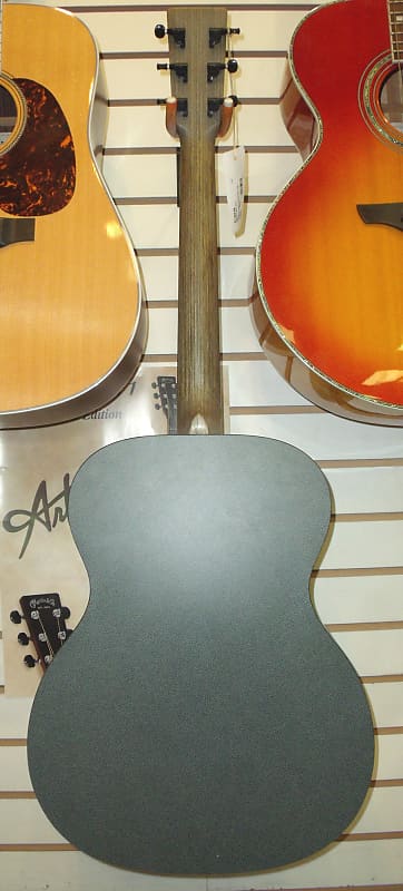 Martin Cowboy III Limited Edition 78 of 750 – Mainstagemusic