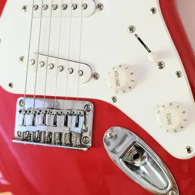Squier Stratocaster Mini  Red image 18
