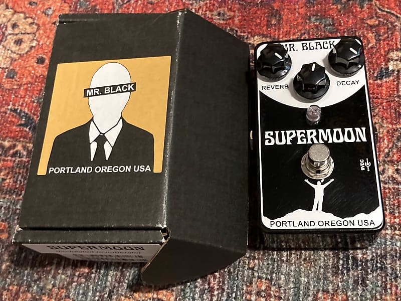 Mr. Black Supermoon