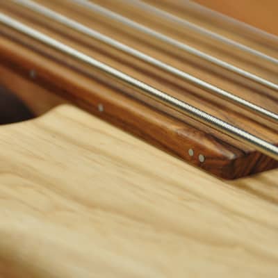 Accuracy Pulse 5-24-34 Fretless Piezo image 10