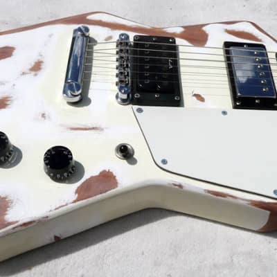 PV MUSIC RELIC Custom Built "White Modern Relic" Electric Guitar - Plays / Sounds Great image 11