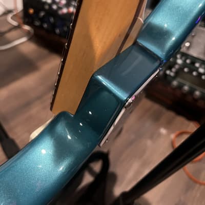 Fender Limited Edition American Special Jazzmaster with Bigsby Vibrato 2016 - Ocean Turquoise image 5