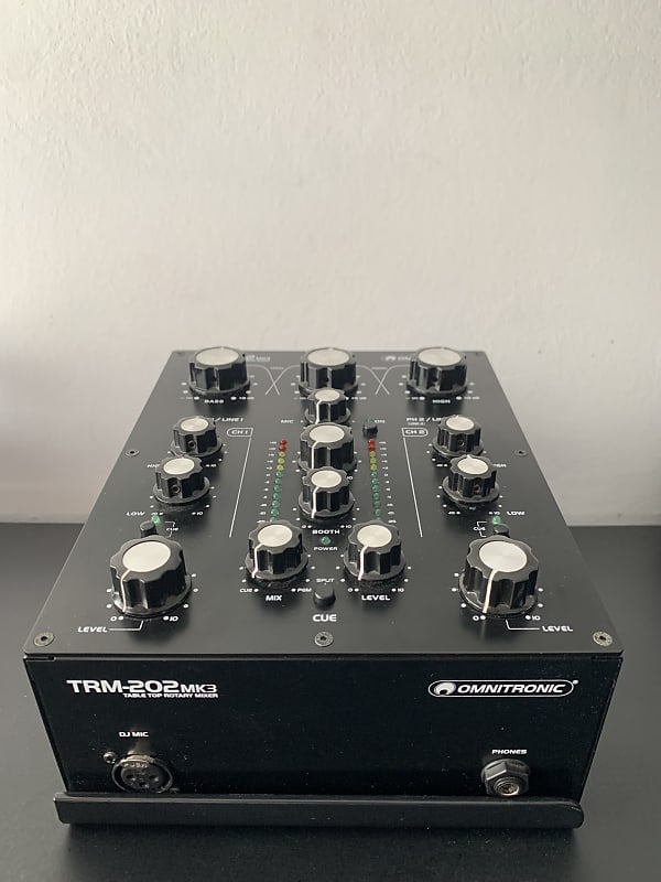 Omnitronic TRM202 MK3 Rotary Mixer Reverb