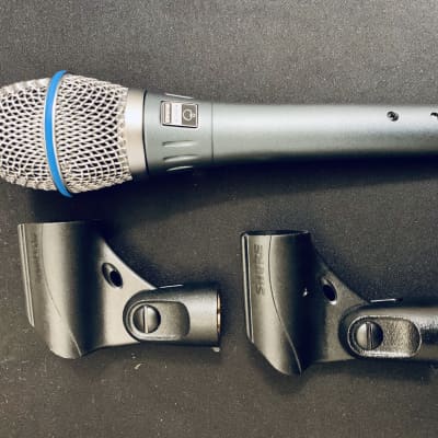 Shure Beta 87A Handheld Supercardioid Condenser Microphone image 1