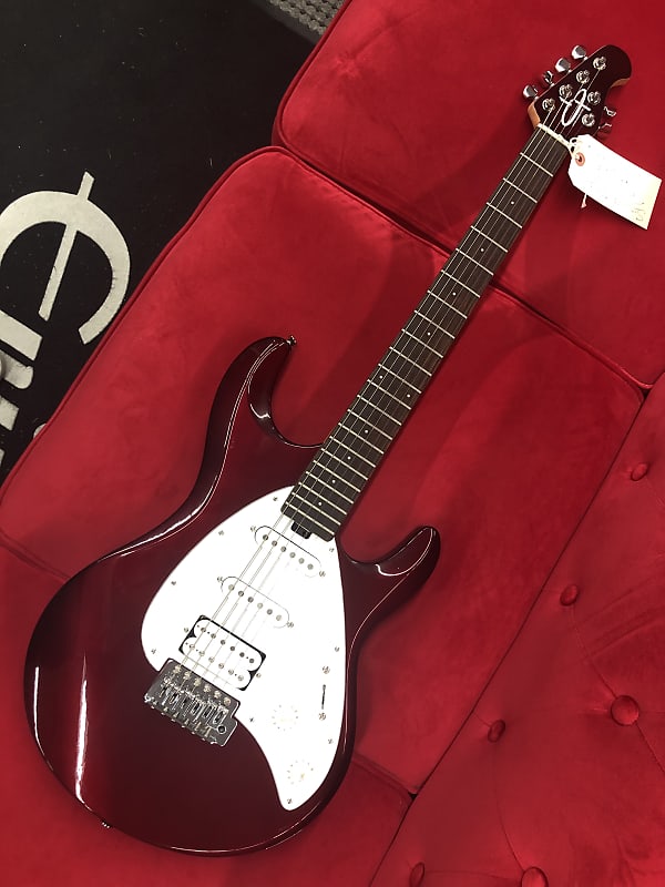 OLP MM4 Cherry Red Sparkle | Reverb Canada