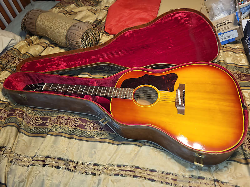 Gibson J-45 1962 - Sunburst image 1