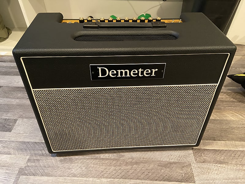 Demeter TGA 2.1 2- 10' Combo Guitar Amplifier 2010s black image 1