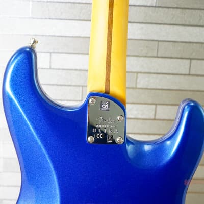 Fender American Ultra Stratocaster Left-Handed with Maple Fretboard - Cobra Blue image 8