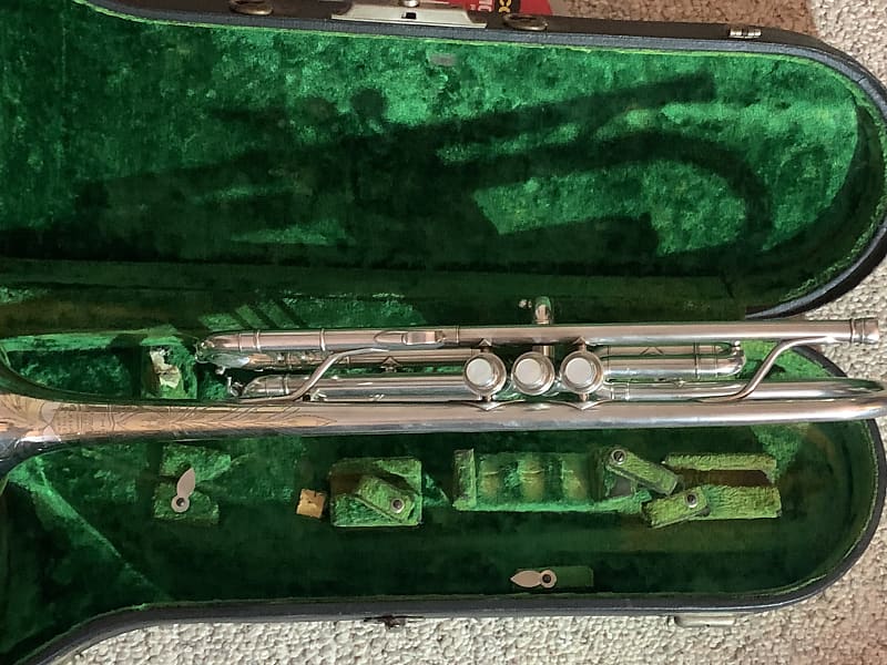 Vintage 1926 Buescher True Tone Model 9 LP Trumpet