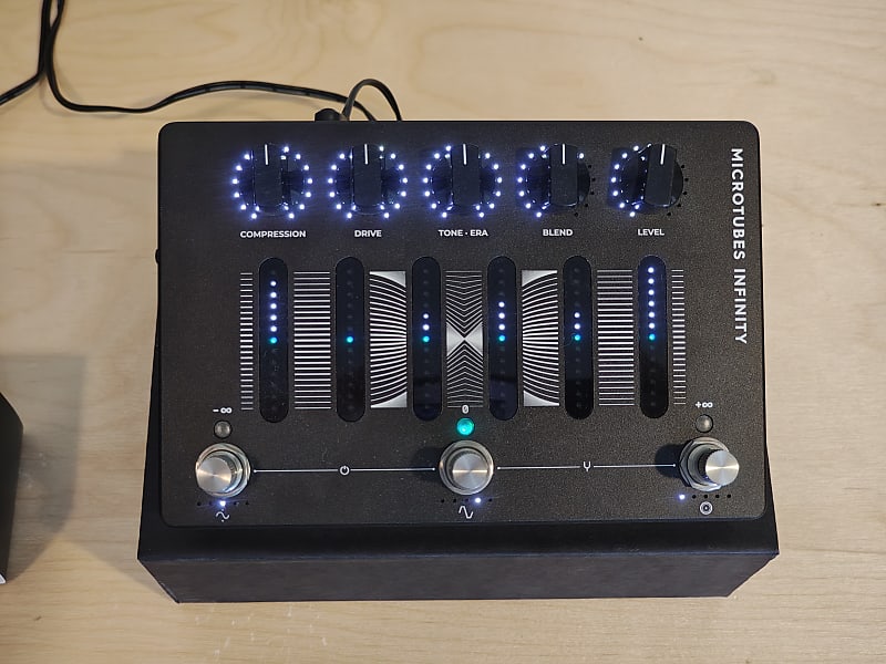 Darkglass Electronics Microtubes Infinity