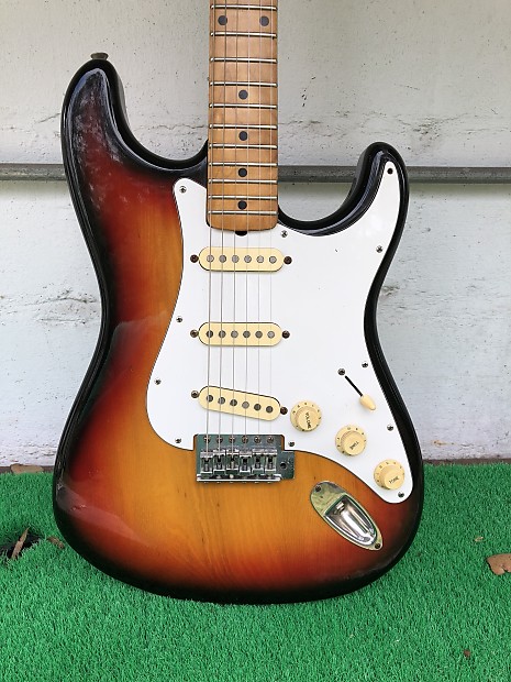 Yamaha SR500 Super Rock N Roller Stratocaster Sunburst Japan