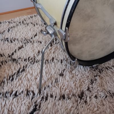 Premier Bass Drum 1970 - White Silk image 3