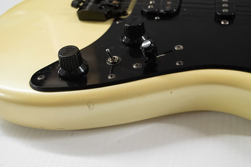 Fender MIJ Stratocaster Contemporary w/ Kahler 1984-1987