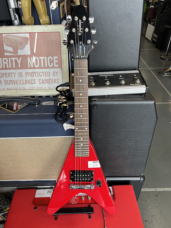 ふぁずたろう Epiphone Flying V エレキギター レッド Epiphone Flying V Red <エピフォン>｜平野楽器 ロッキン