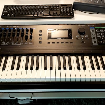 Kurzweil K2700 88-Key Synthesizer Workstation 2021 - Present - Black