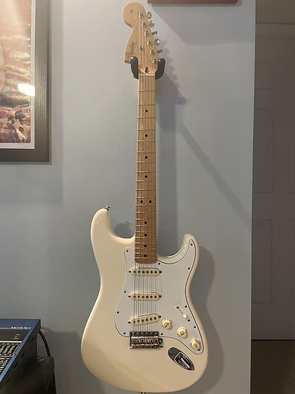 Fender Authentic Hendrix Stratocaster 2000’s - White image 1