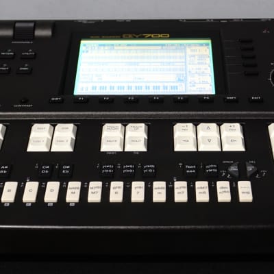 Yamaha QY700 Sequencer Workstation W/ MIDI Synthesiser Effects 
