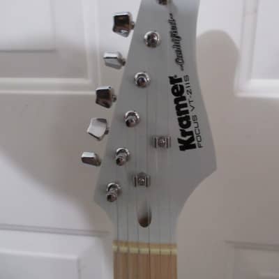 ~Cashified~ Kramer Strat-Style Pewter Rock 'n' Roller image 5