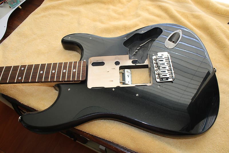 Squier Stratocaster Body & Parts- Black Metallic-Free | Reverb